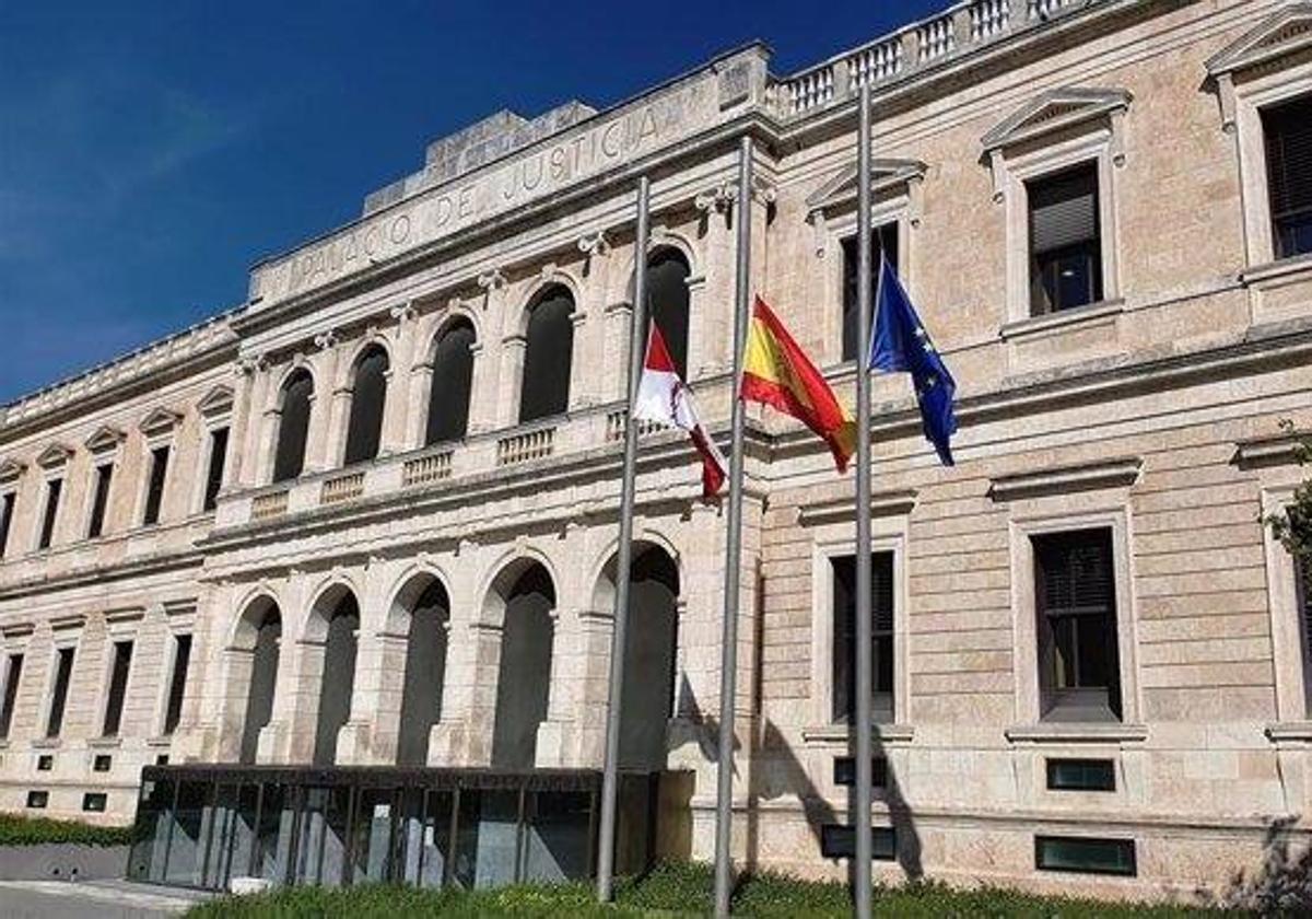 Ratifican 18,5 años de cárcel para cuatro chinos por exportar marihuana entre Valladolid y Holanda vía Salamanca