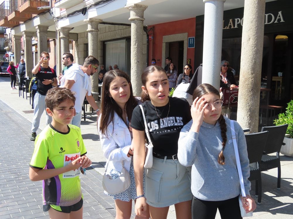 Jorge Hernandez y María José Carpio ganan la XXXI carrera &#039;Hijos, padres y abuelos&#039; de Peñaranda de Bracamonte