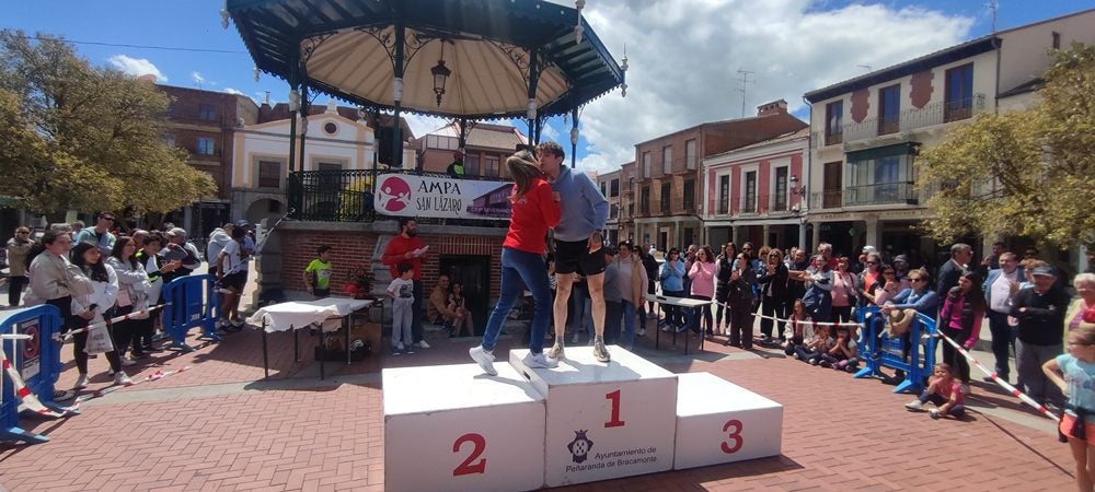 Jorge Hernandez y María José Carpio ganan la XXXI carrera &#039;Hijos, padres y abuelos&#039; de Peñaranda de Bracamonte