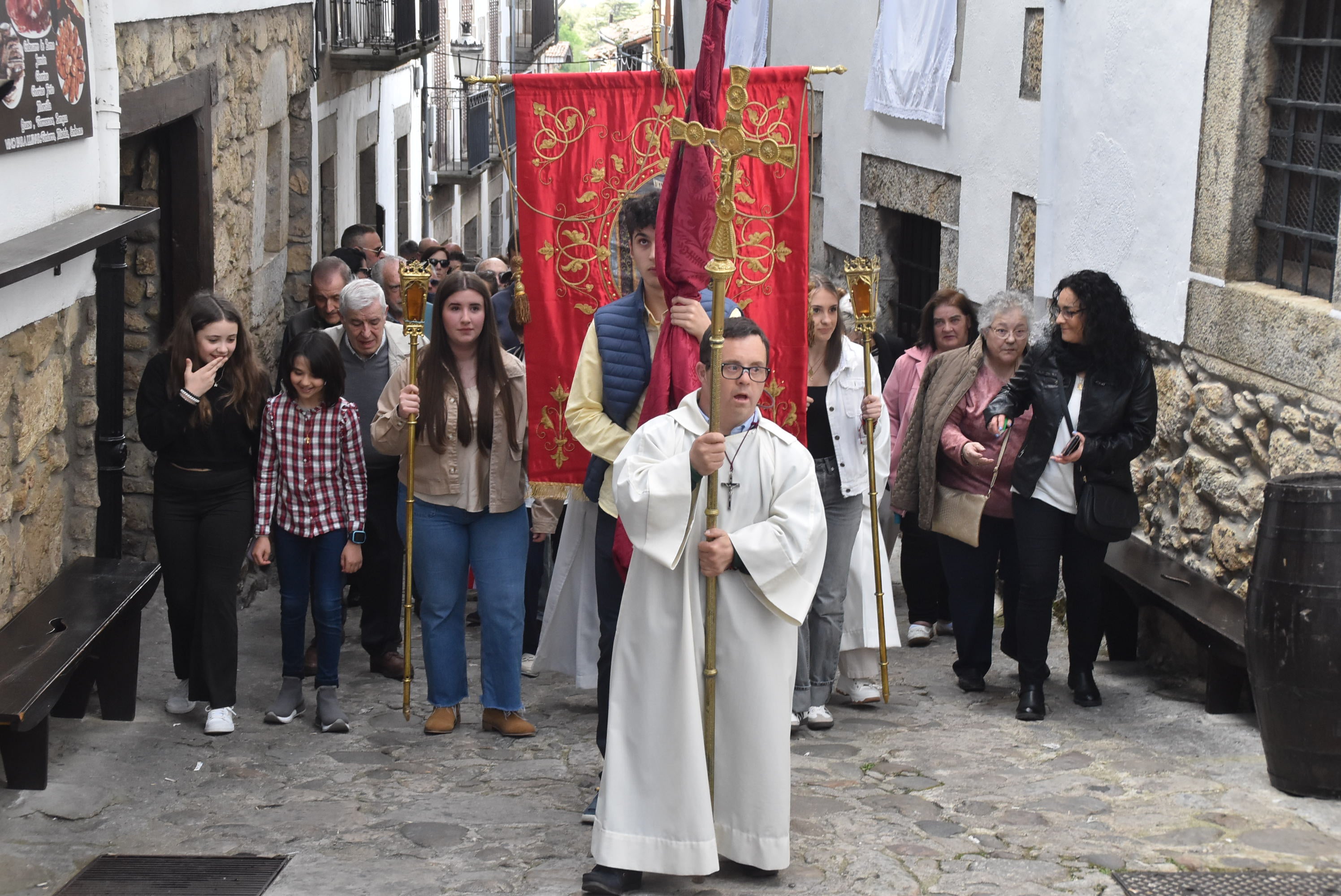 El Cristo del Refugio bendice un año más a Candelario
