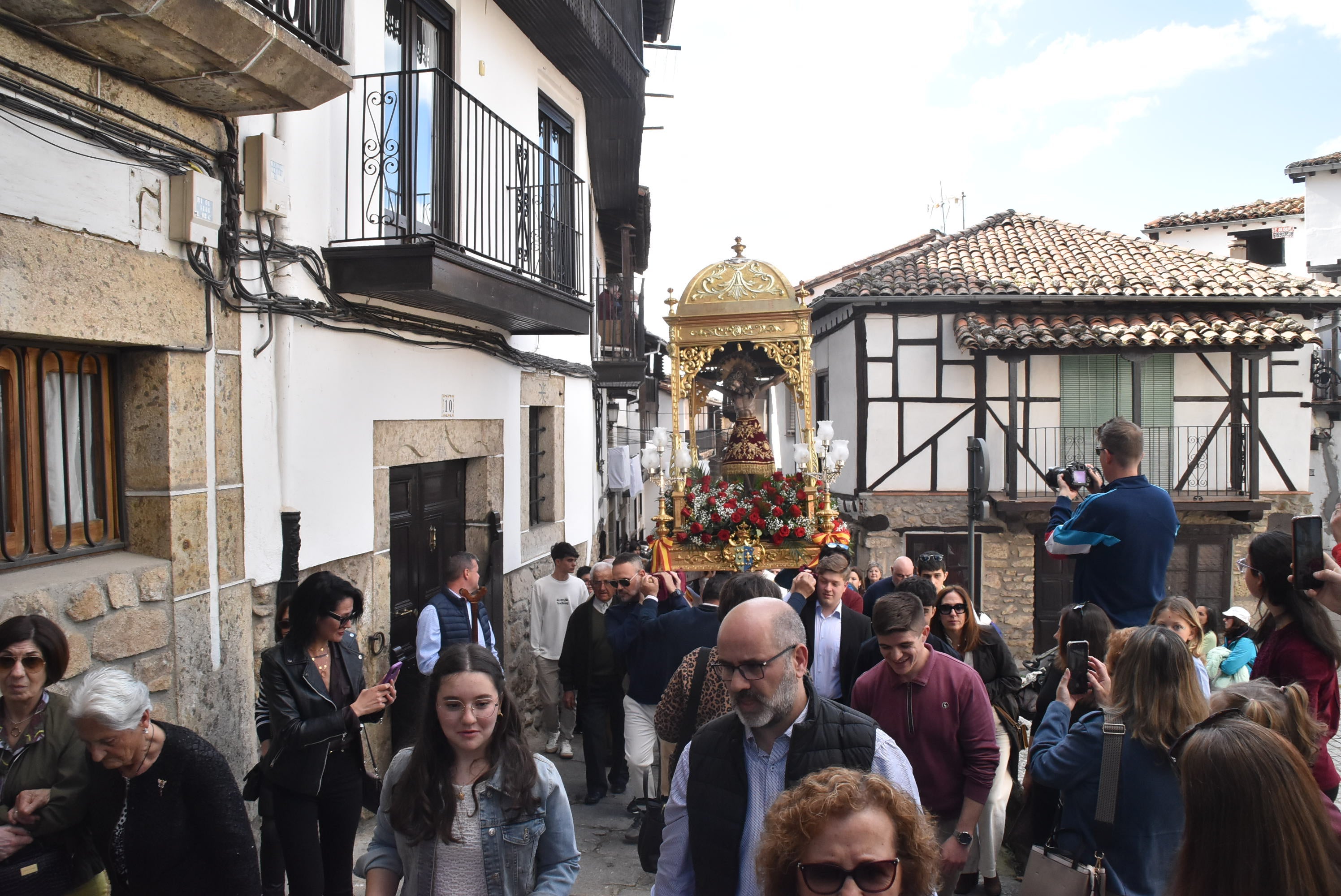 El Cristo del Refugio bendice un año más a Candelario