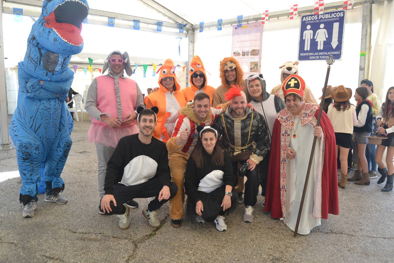 Saelices abre sus fiestas de la Santa Cruz mostrando su imaginación