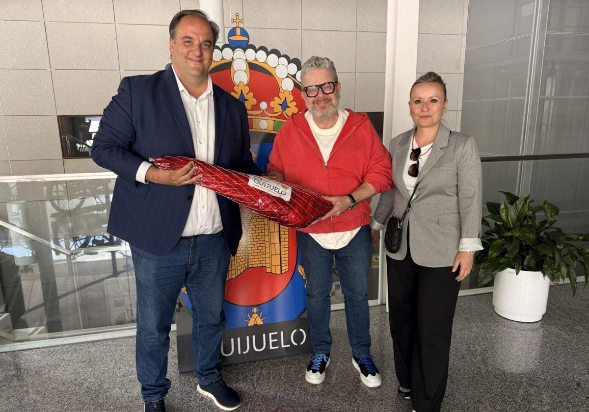 Alberto Chicote se deja ver por Guijuelo