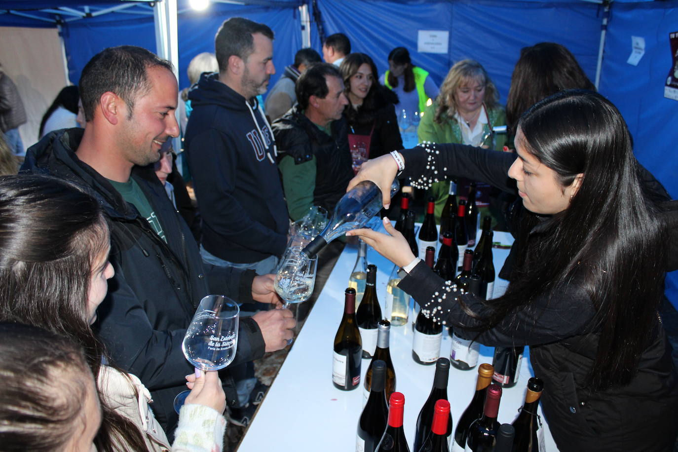 San Esteban de la Sierra abre su Feria de Enoturismo