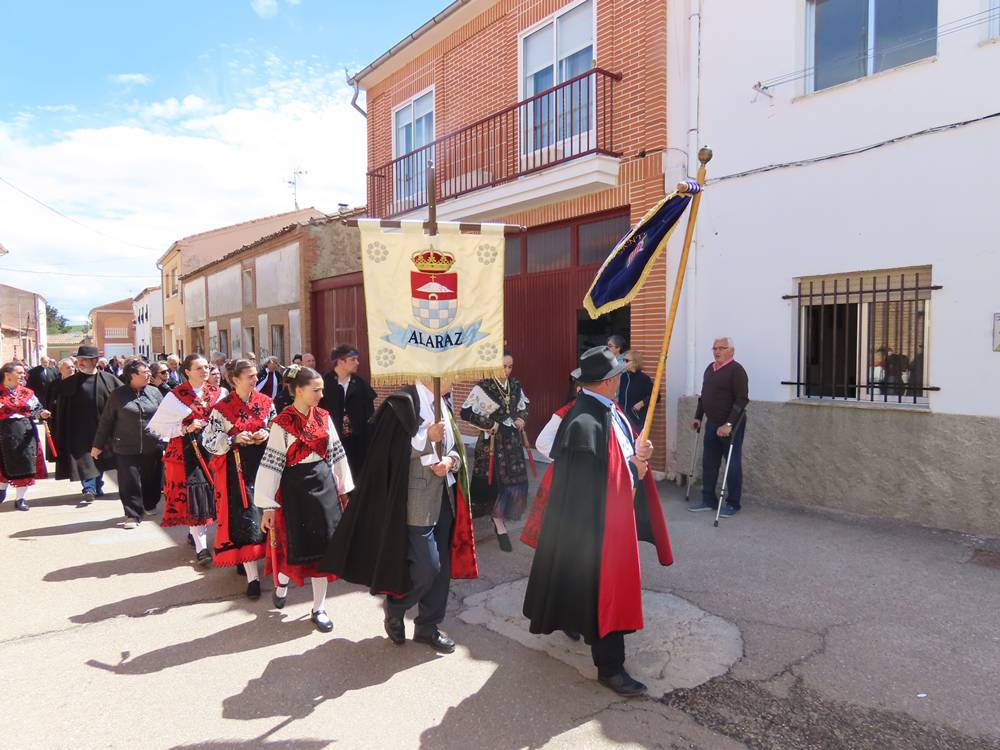 Los amigos de la capa se ponen de gala en Alaraz