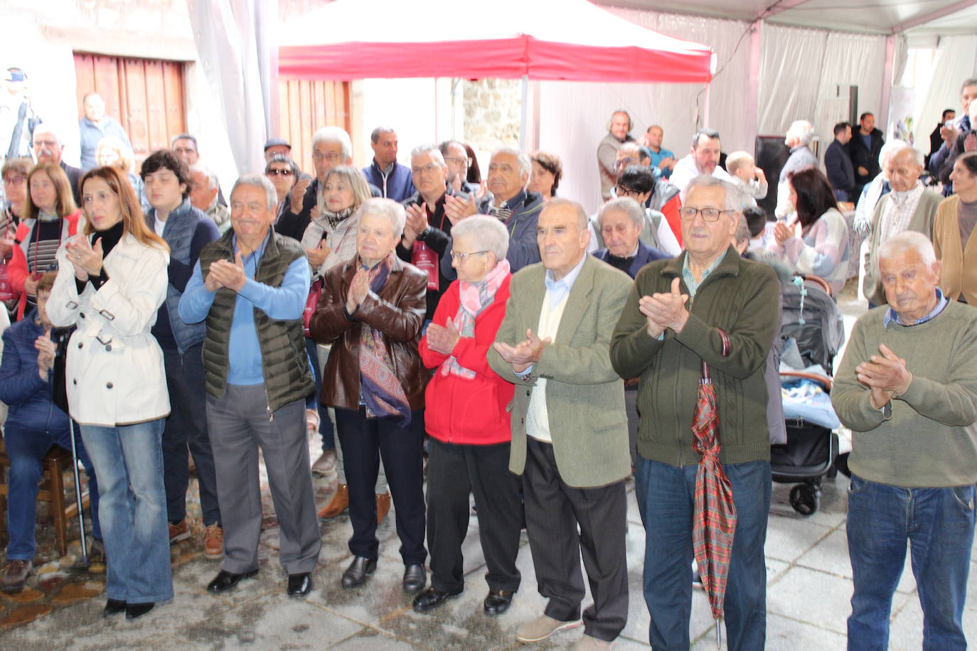 San Esteban de la Sierra disfruta de su riqueza enológica