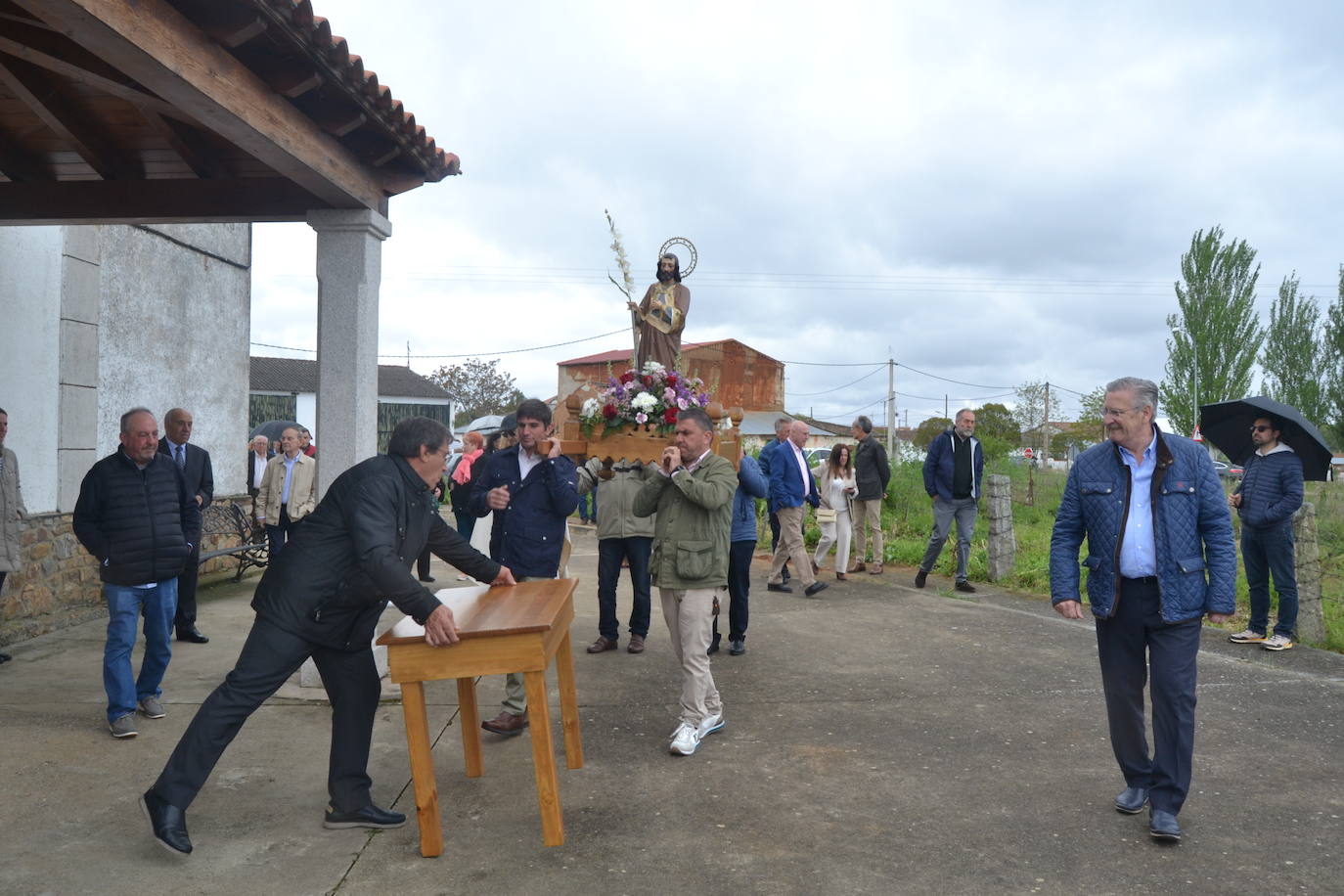 Abusejo honra a San José en una animada jornada