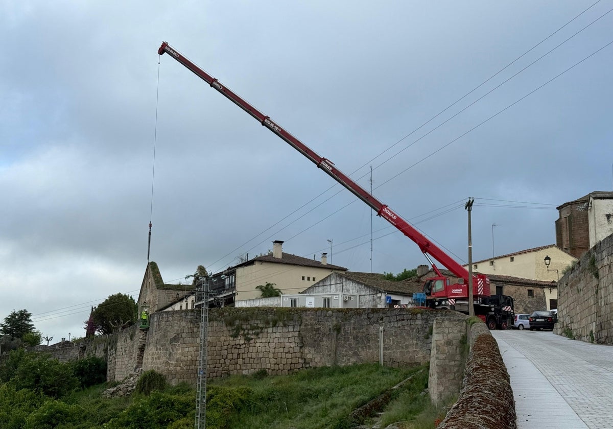 Arranca la reconstrucción de la muralla medieval de Ledesma