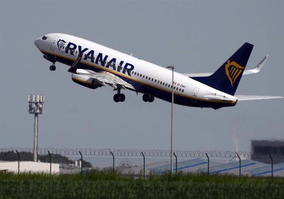 Un juzgado de Salamanca condena a Ryanair por cobrar por el equipaje de mano