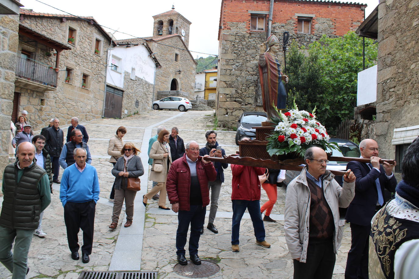 Cantagallo rinde honores a San Gregorio en un animado día de fiesta