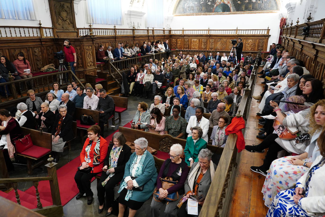 El Aula Magna de la Pontificia se llenó para la celebración.