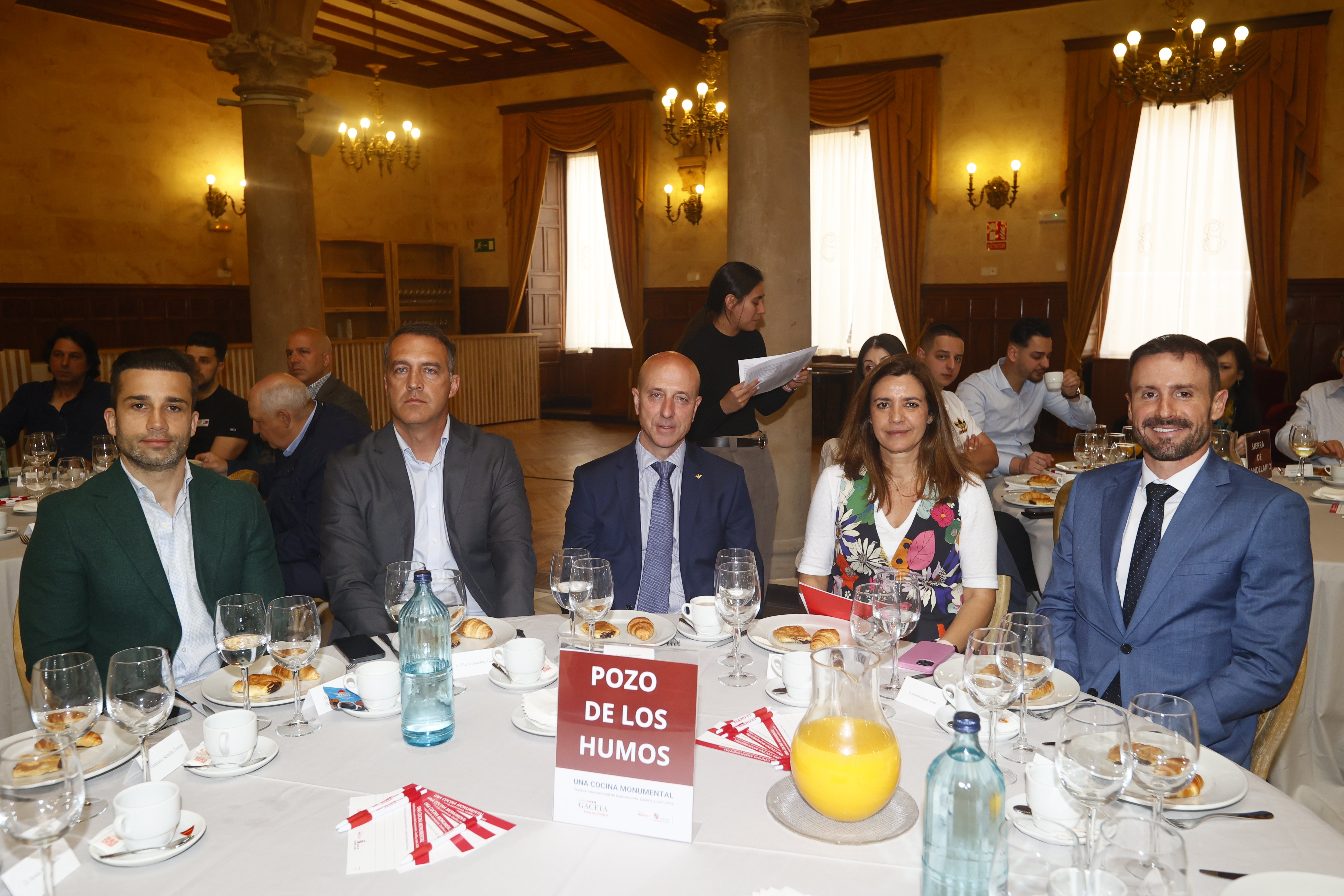 Jesús Manuel Hernández Pérez (Ayuntamiento de Guijuelo), Dario Sánchez García (Ayuntamiento de Guijuelo), Vicente Jaén Juanes (Caja Rural de Salamanca), Susana Sánchez (La Gaceta) y Adrián Rodríguez Losada (El Corte Inglés).