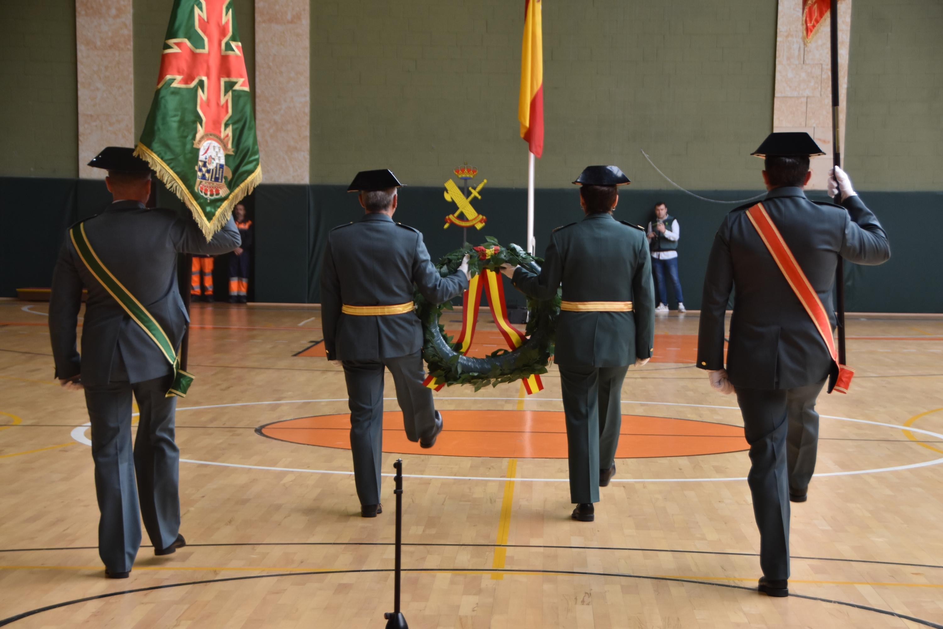 Carbajosa &#039;abraza&#039; a la Guardia Civil en su 181 aniversario
