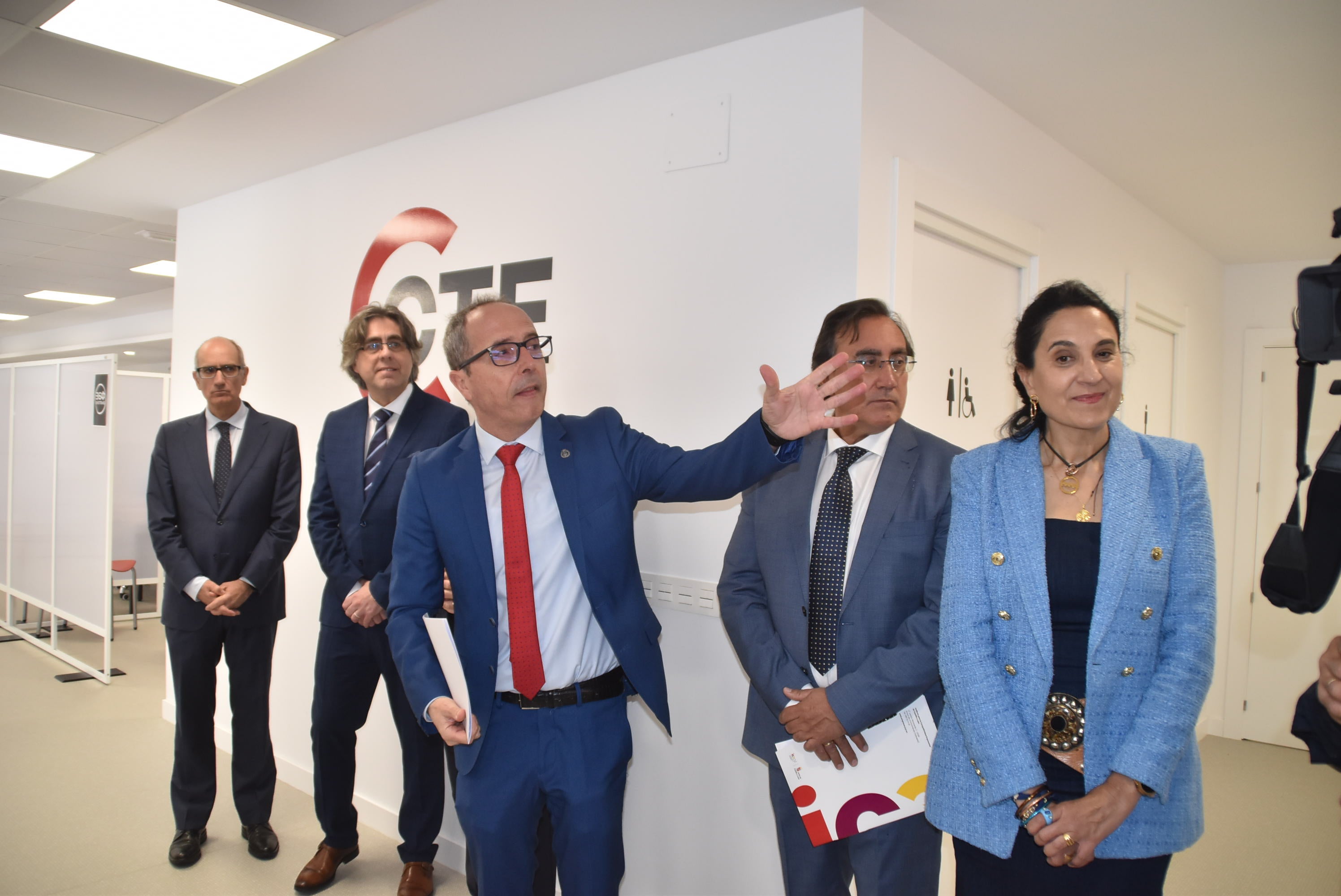Béjar estrena el centro tecnológico empresarial con la mirada puesta en la llegada de más grados