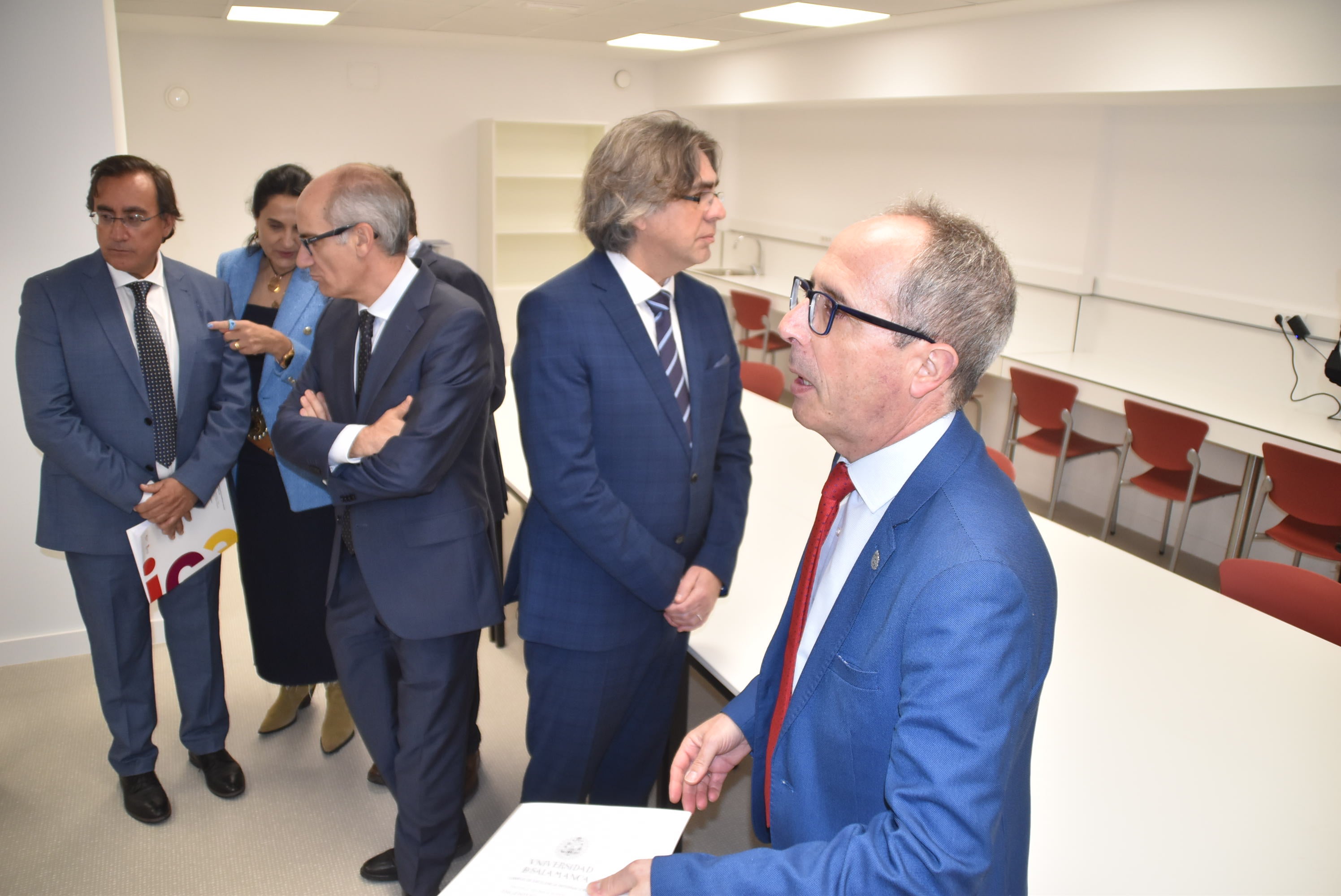 Béjar estrena el centro tecnológico empresarial con la mirada puesta en la llegada de más grados
