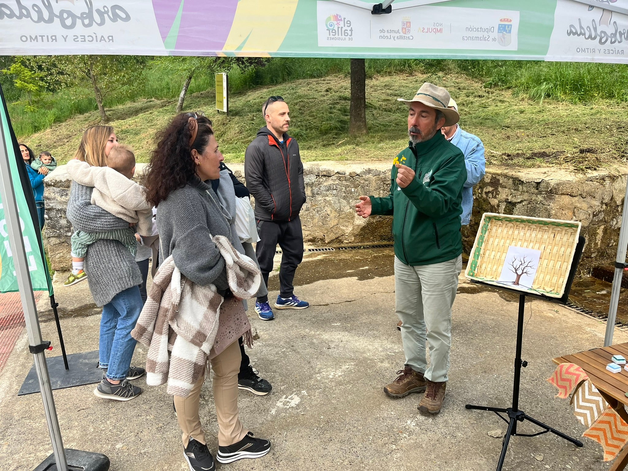 El programa Arbolar reforesta el paraje de El Regajo en Béjar