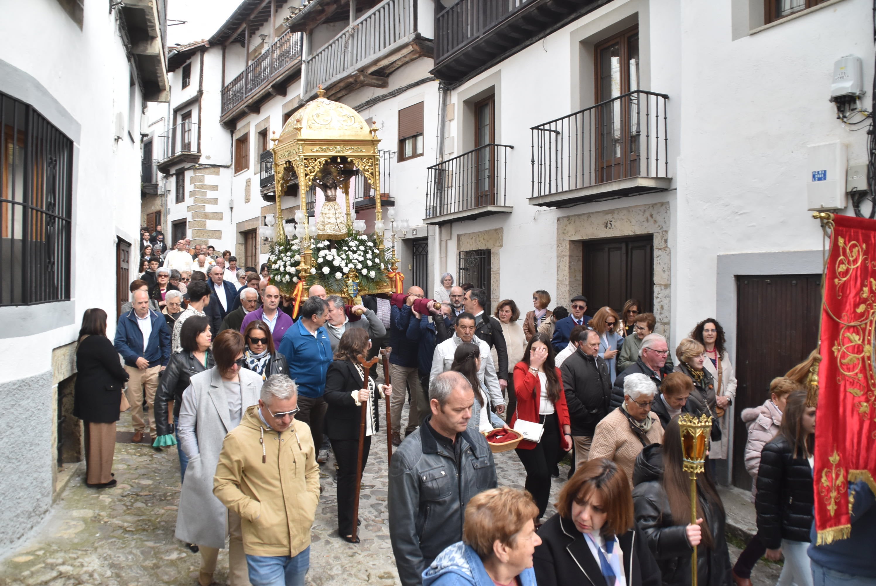 El Cristo del Refugio hace historia en Candelario