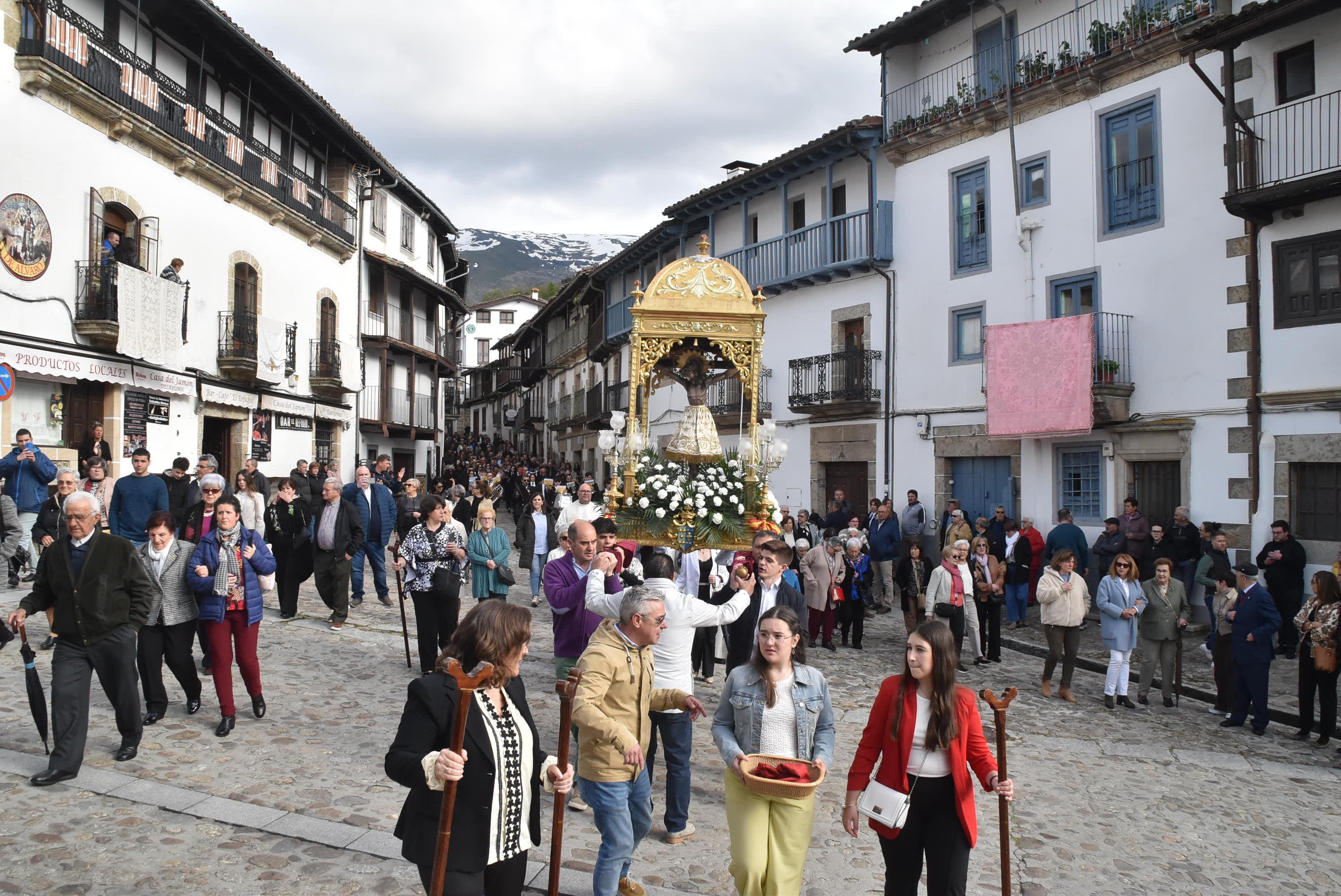 El Cristo del Refugio hace historia en Candelario