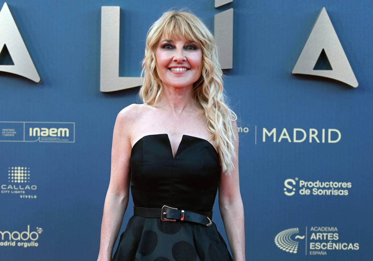 Cayetana Guillén Cuervo reaparece en los Premios Talía tras su polémica con Amaia Montero: «No voy a contestar»