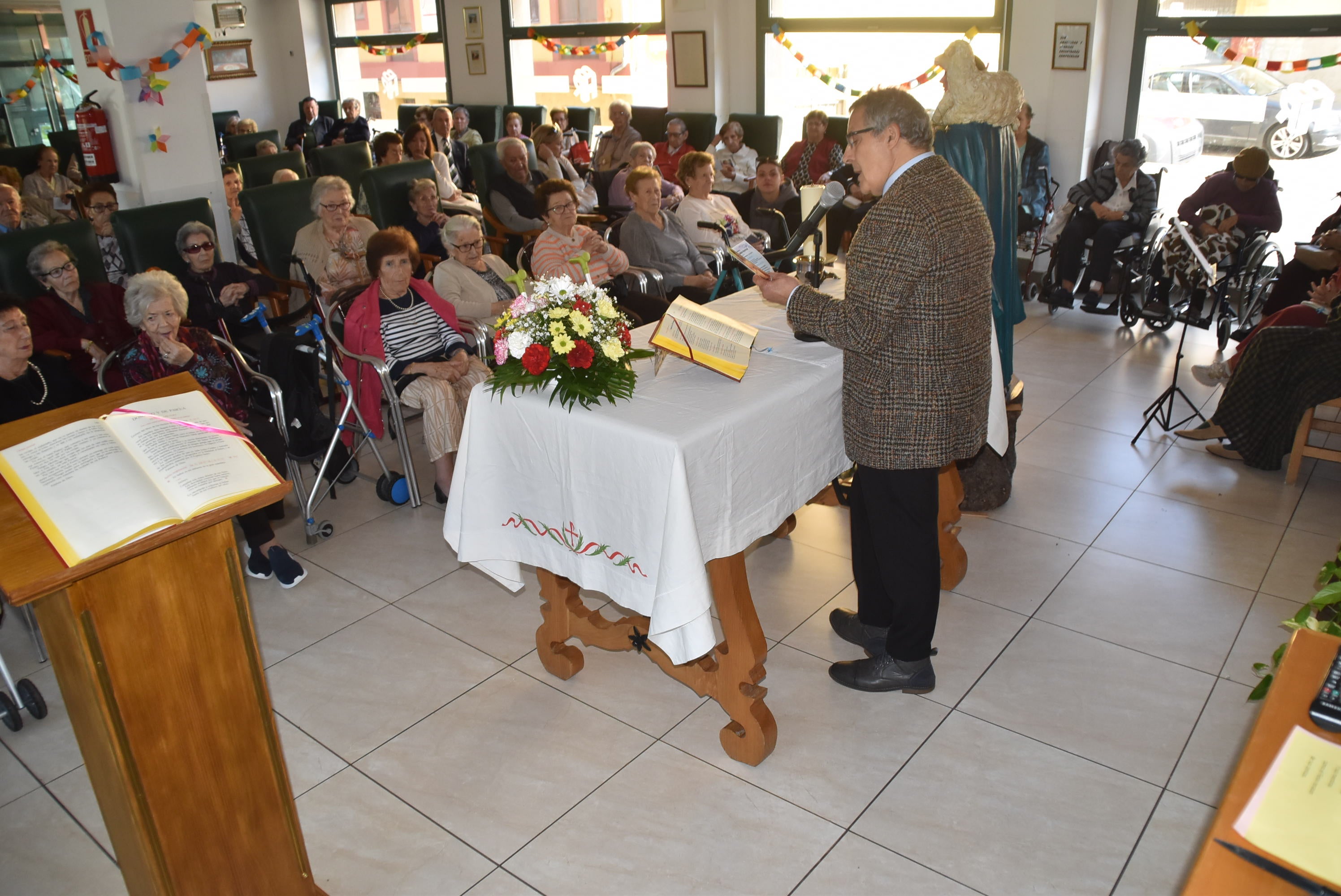 Fiesta del Buen Pastor y 100 cumpleaños en Béjar