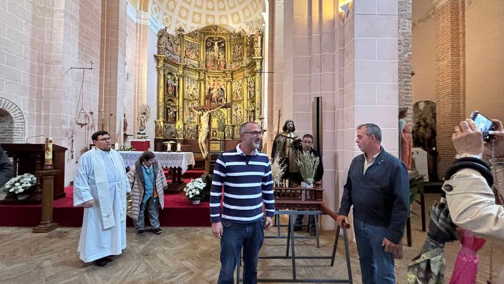 Procesión con San Isidro en Cantalapiedra