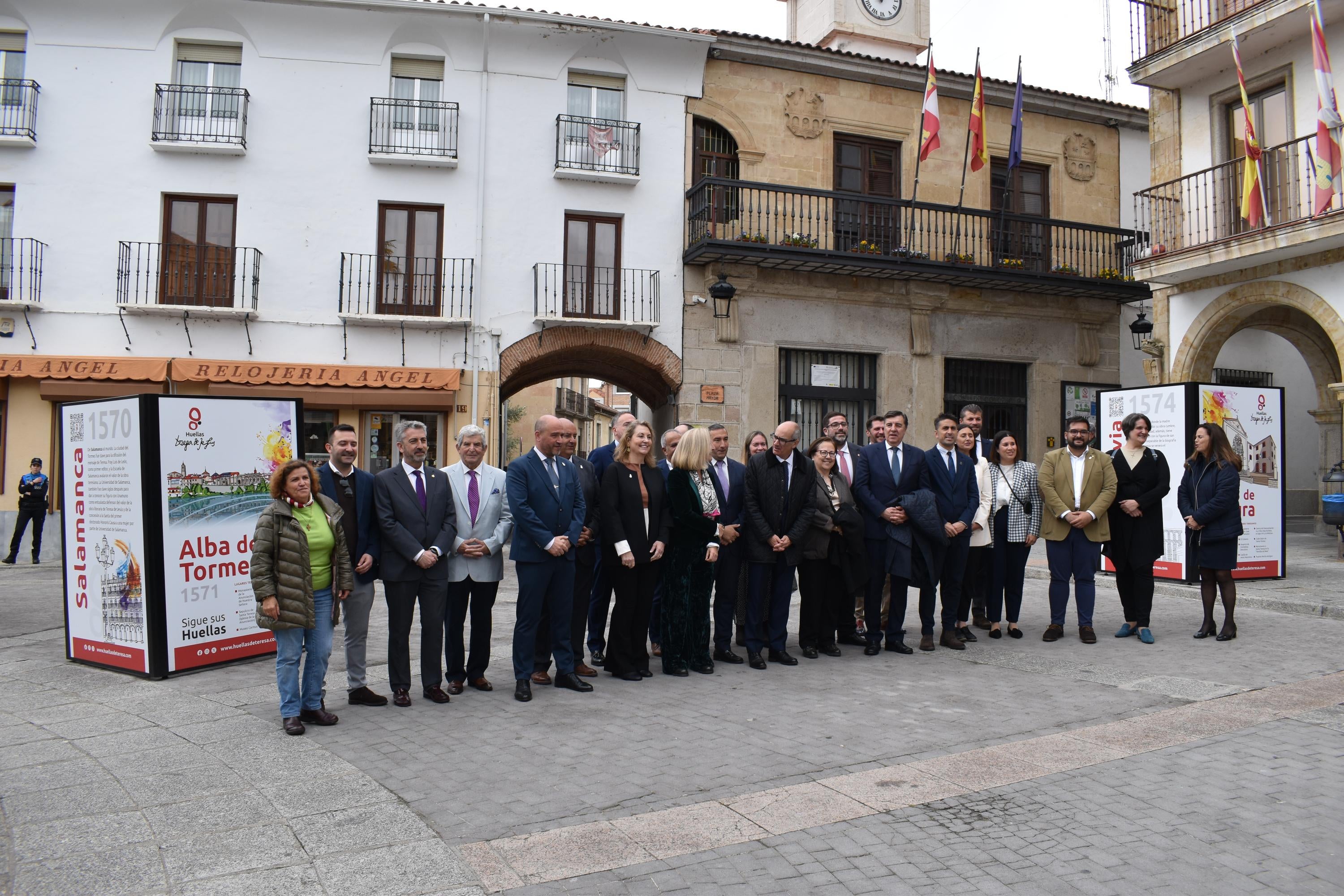 Las 14 ciudades de la Red Huellas de Teresa, unidas en torno a la veneración del cuerpo de la Santa