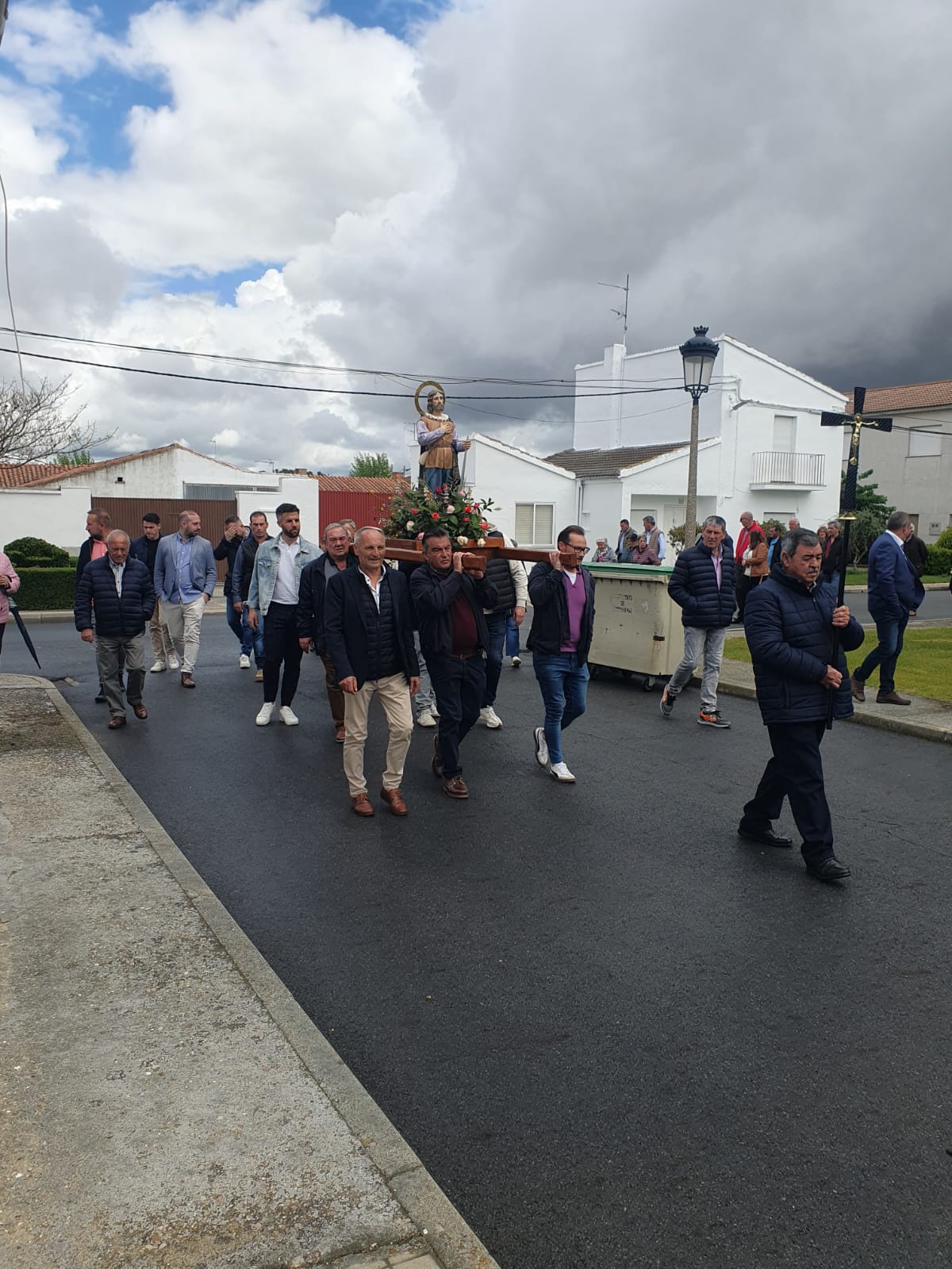 Oraciones y bendiciones de campos por el patrón de los agricultores