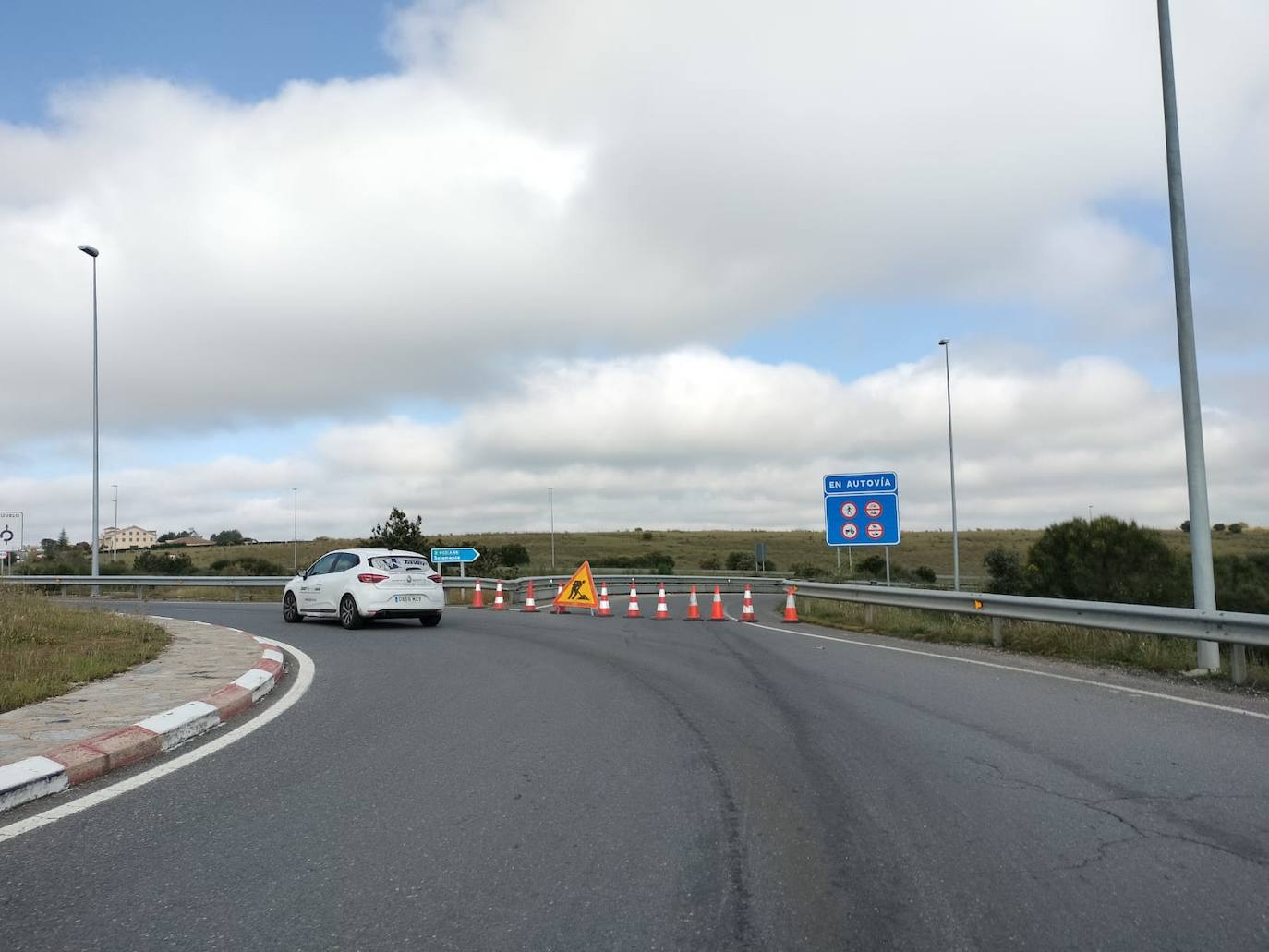 Corte inesperado en la A-66 a la altura de Guijuelo