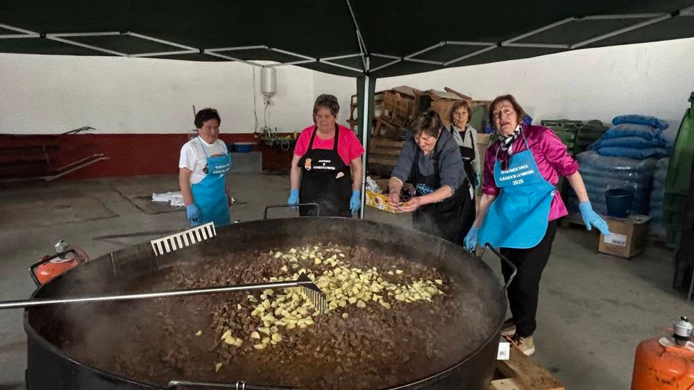 Caldereta para 400 personas en Aldeaseca con motivo de San Isidro