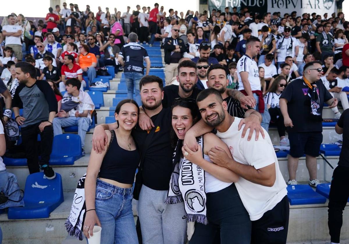 Búscate en la grada del Reina Sofía en el partido entre Unionistas y la SD Tarazona