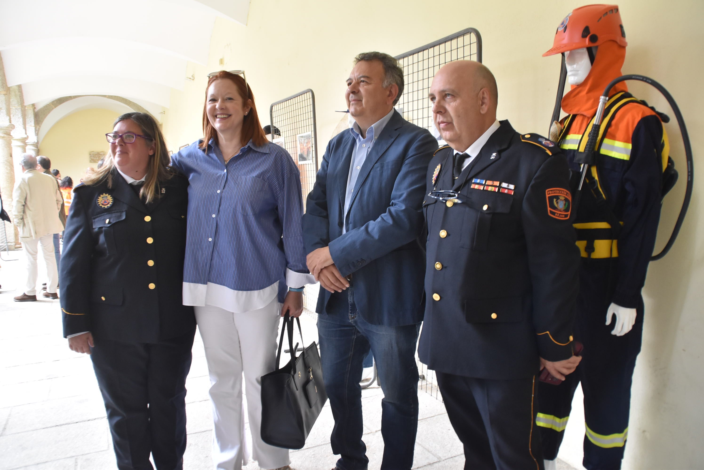 Béjar celebra el 40 aniversario de Protección Civil con una jornada de exhibición y reconocimientos