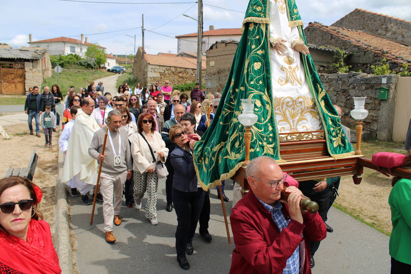 Bercimuelle honra a la Virgen del Monte