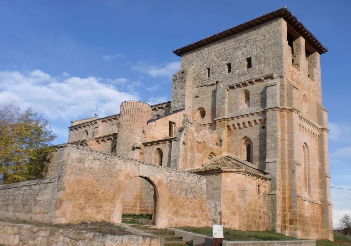 El pueblo con la iglesia mejor restaurada de España y un único habitante que se encuentra en Castilla y León