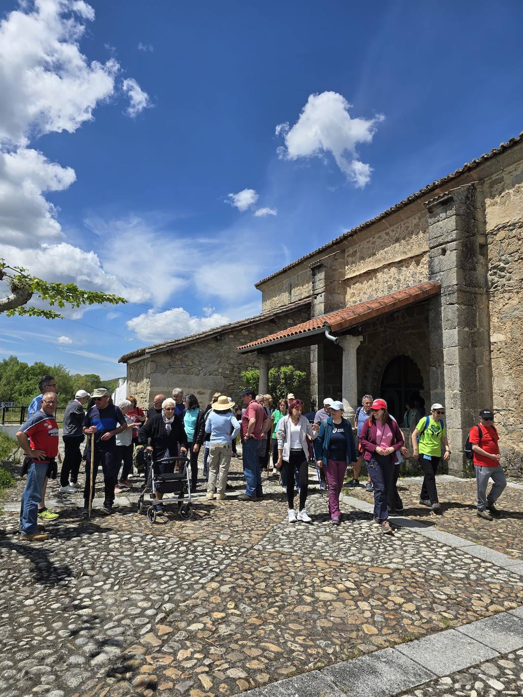 Esplendor en la naturaleza por tierras del Sangusín en Horcajo de Montemayor