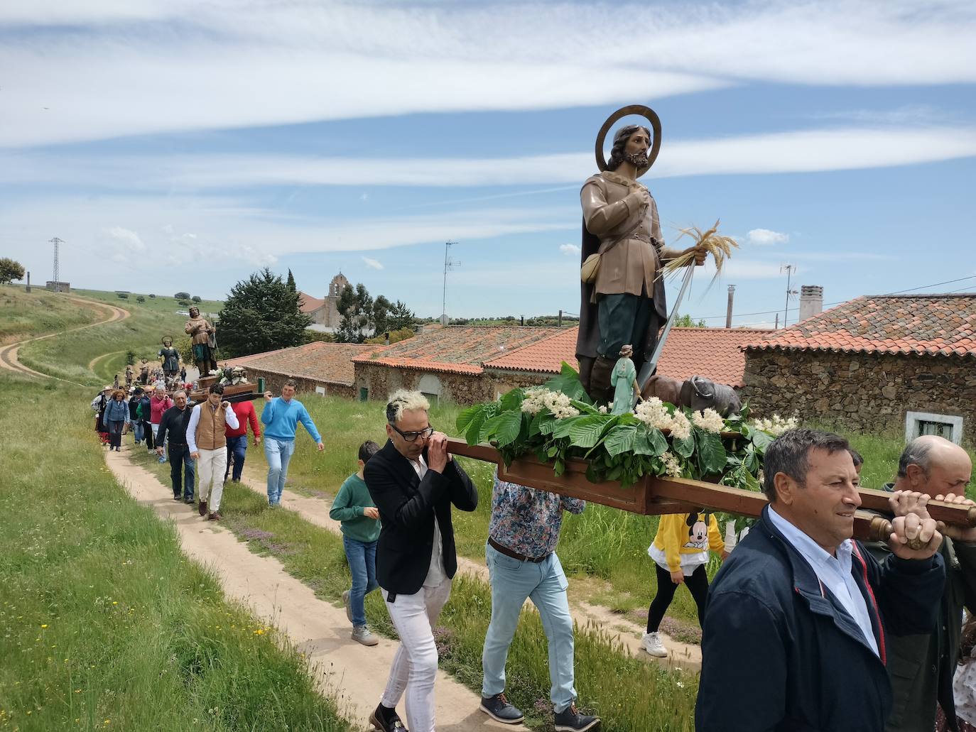 Encuentro de seis imágenes de San Isidro para bendecir los campos del Alto Alagón