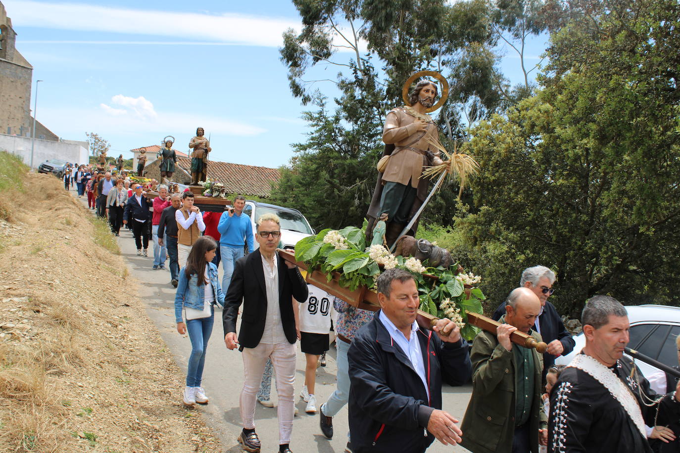 Encuentro de seis imágenes de San Isidro para bendecir los campos del Alto Alagón