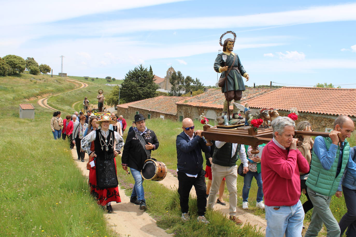 Encuentro de seis imágenes de San Isidro para bendecir los campos del Alto Alagón