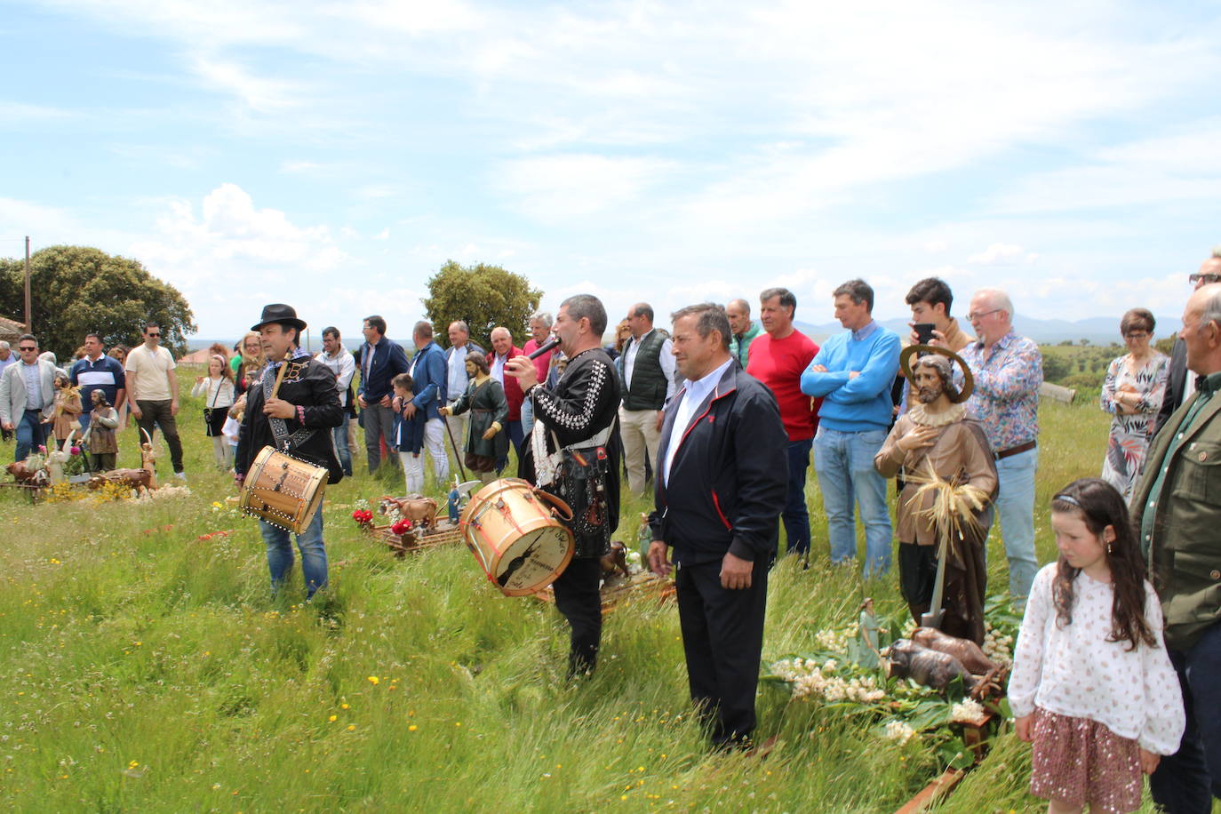 Encuentro de seis imágenes de San Isidro para bendecir los campos del Alto Alagón