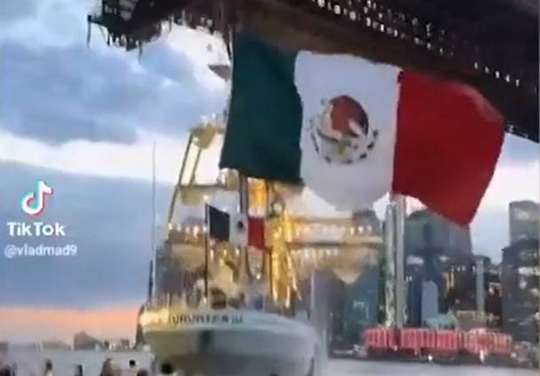 Al menos dos muertos y 20 heridos al chocar un buque escuela mexicano contra el Puente de Brooklyn