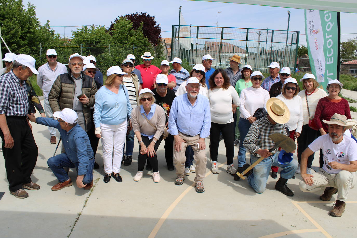 Gallegos de Solmirón se suma a la plantación de árboles
