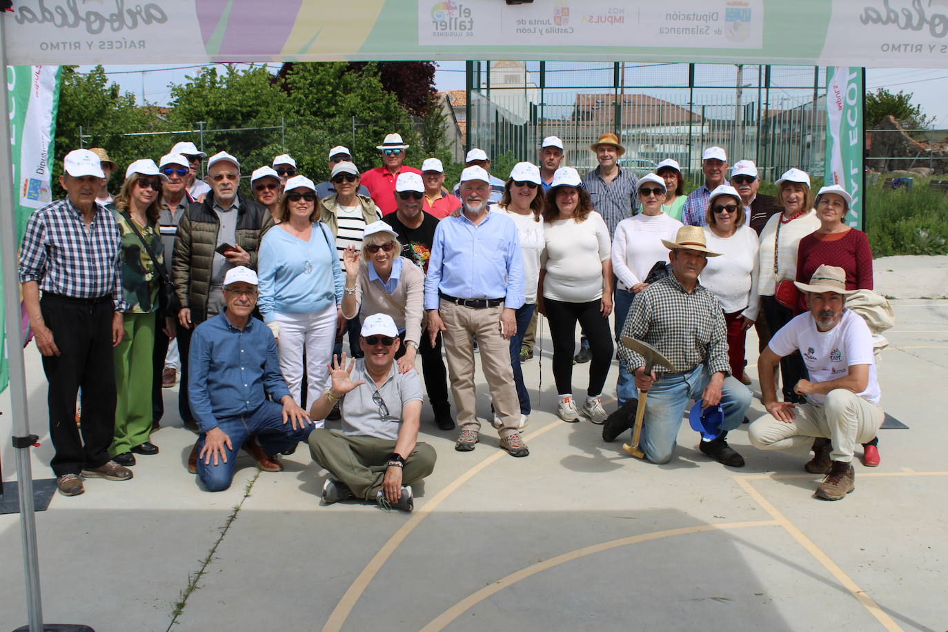 Gallegos de Solmirón se suma a la plantación de árboles
