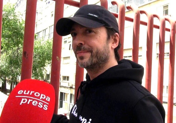 Ángel Cristo atiende a los micrófonos de Europa Press.