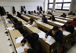 Alumnos durante las pruebas de acceso del pasado año.