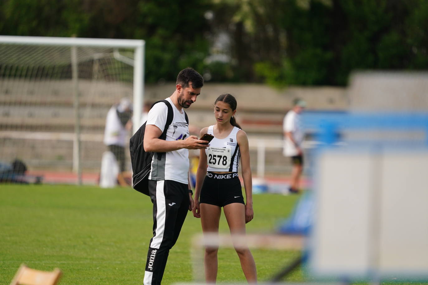 Otra gran tarde de atletismo en Las Pistas con marcas muy destacadas