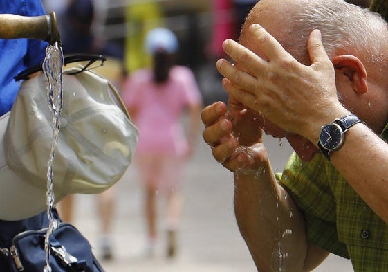 El verano está aquí: la AEMET señala la fecha y los lugares afectados por la primera ola de calor