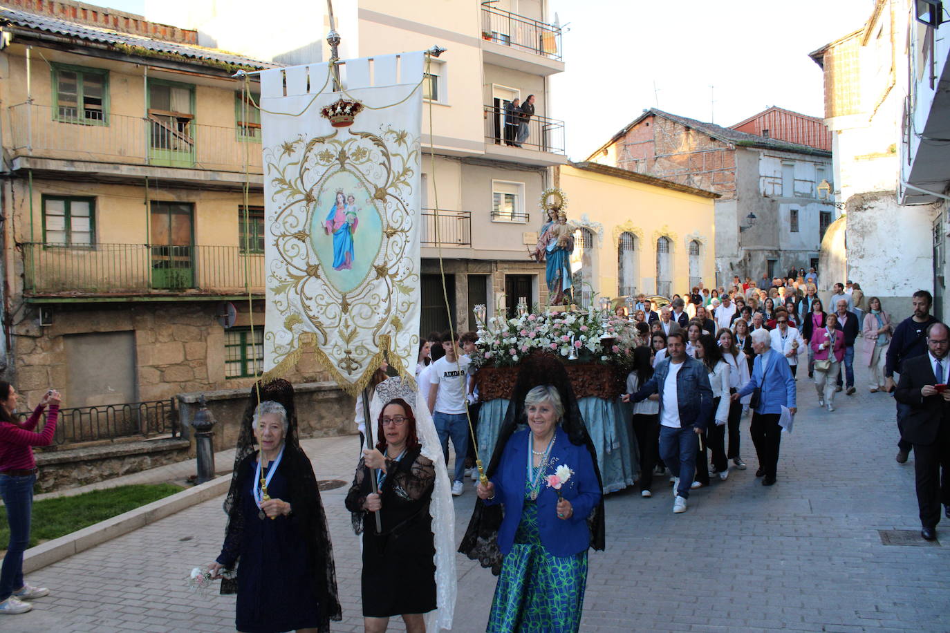 Béjar se vuelca con María Auxiliadora