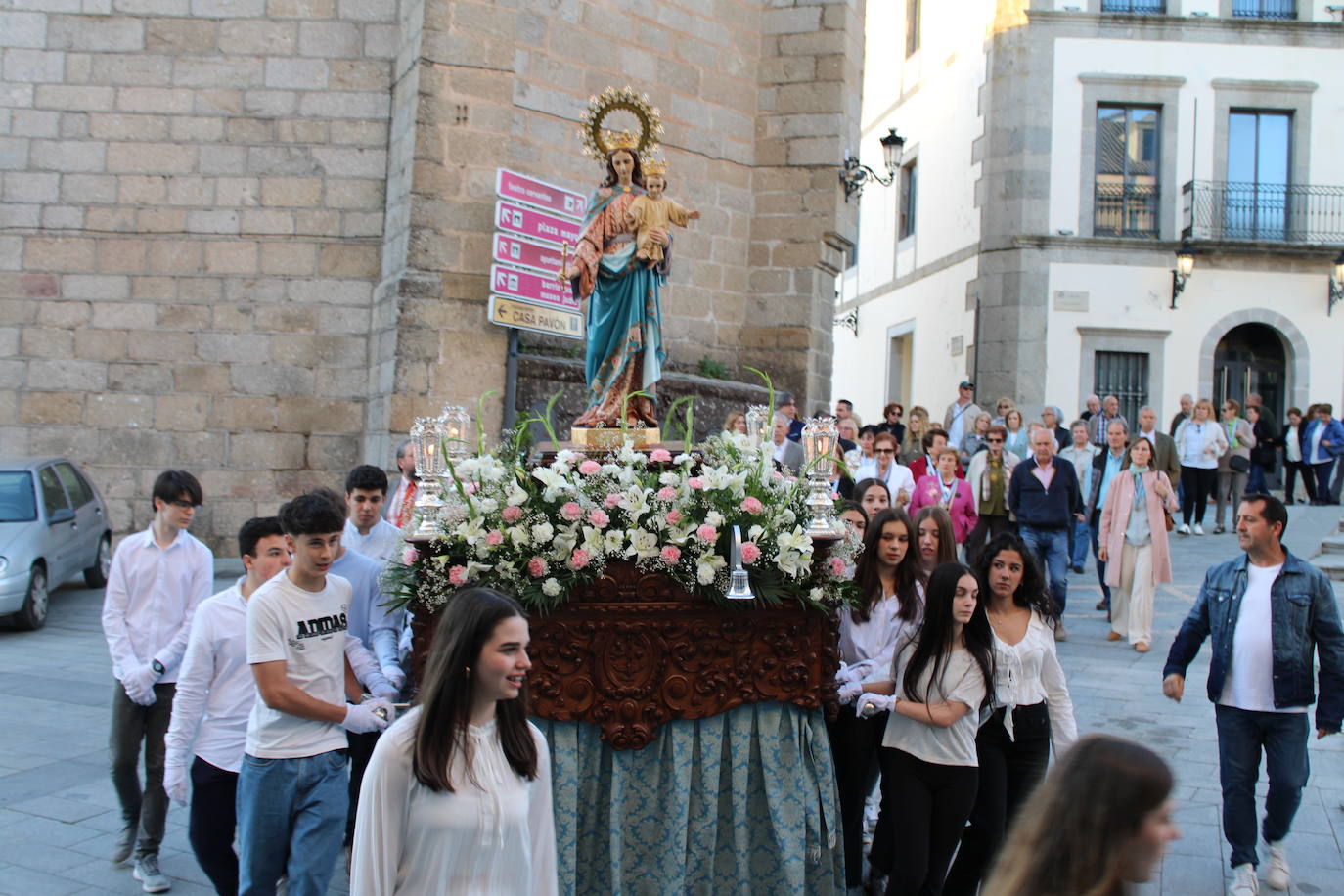 Béjar se vuelca con María Auxiliadora