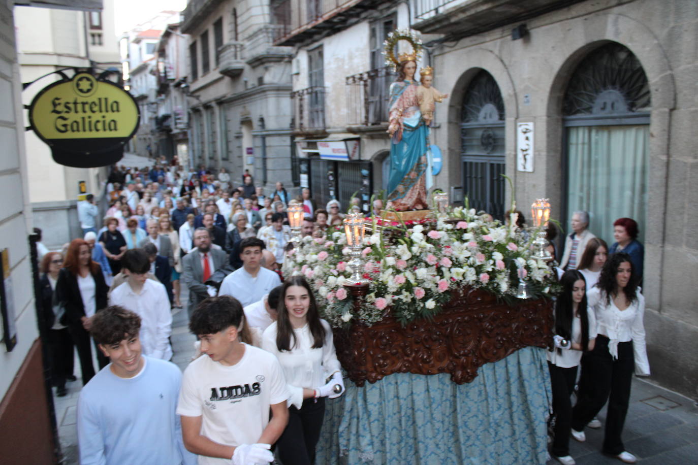Béjar se vuelca con María Auxiliadora