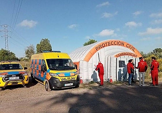 Puesto de mando establecido para la búsqueda de un varón desaparecido.