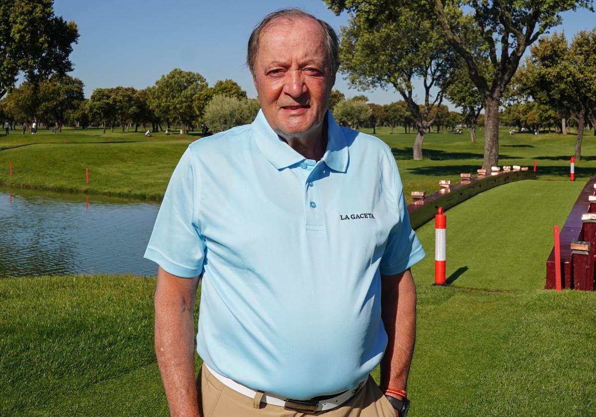 Eustaquio Andrés, junto al tee del 1 de La Valmuza Golf.